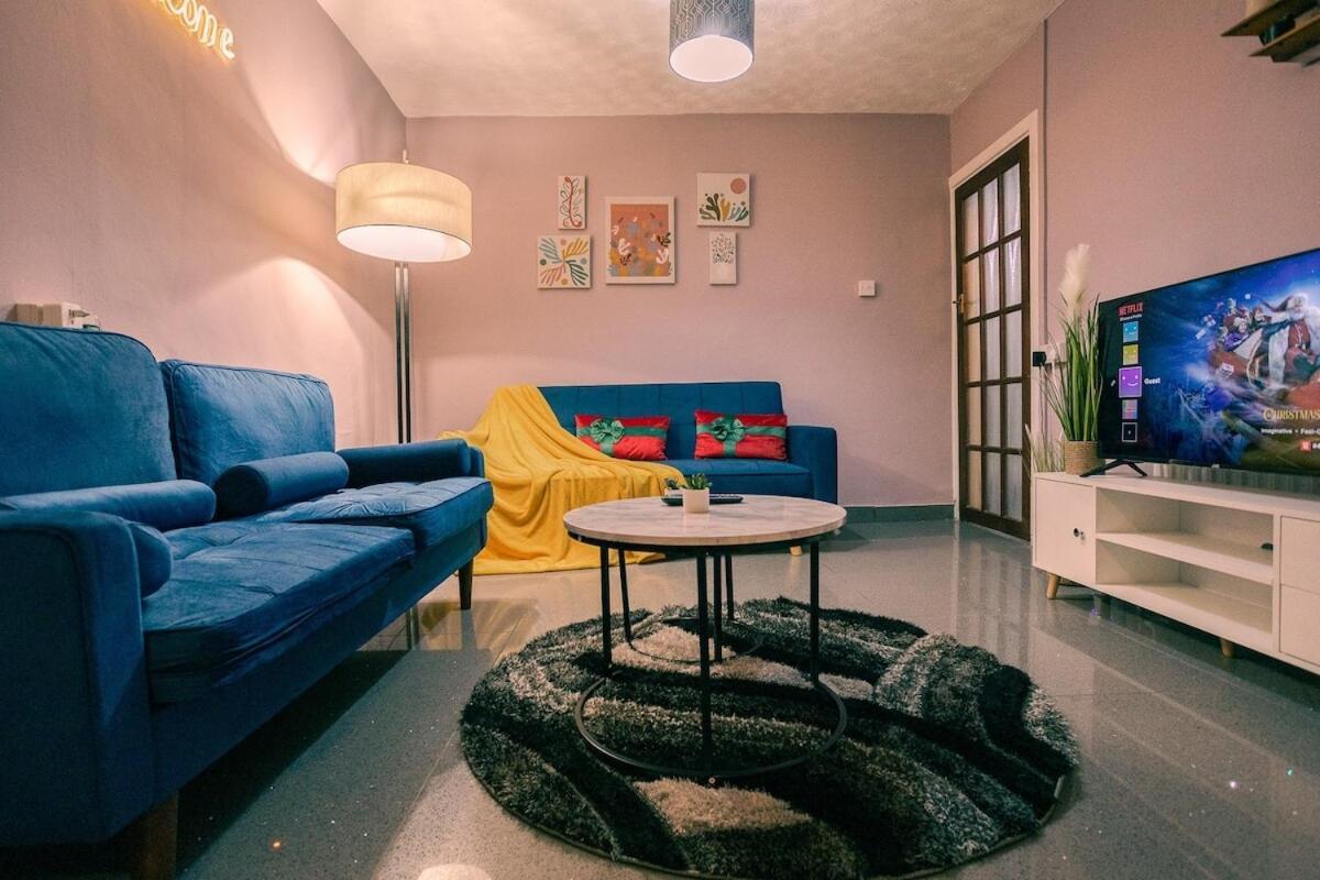 Spacious & Comfy Home In West Midlands - Sleeps 8, Free Parking, Wifi, Netflix, Prime Location, Ideal For Contractors, Business, Groups, Travellers, Families And Relocators Coventry Habitación foto
